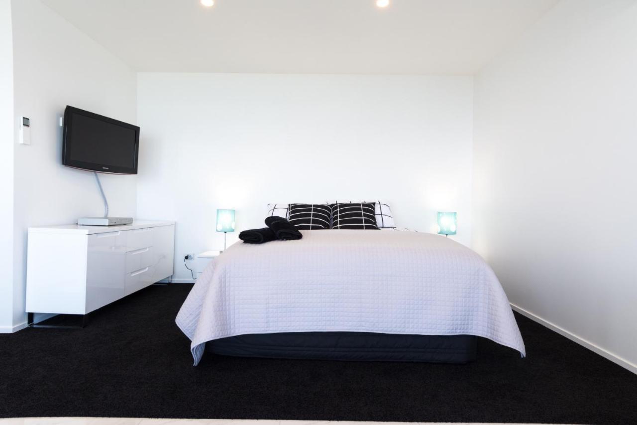 Aqua-Heights Apartment Nelson Bagian luar foto