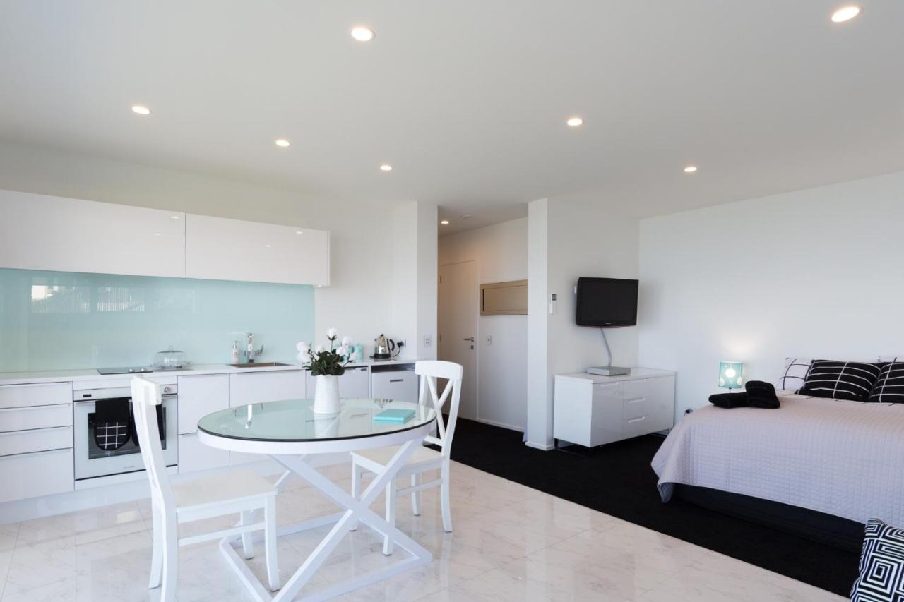 Aqua-Heights Apartment Nelson Bagian luar foto
